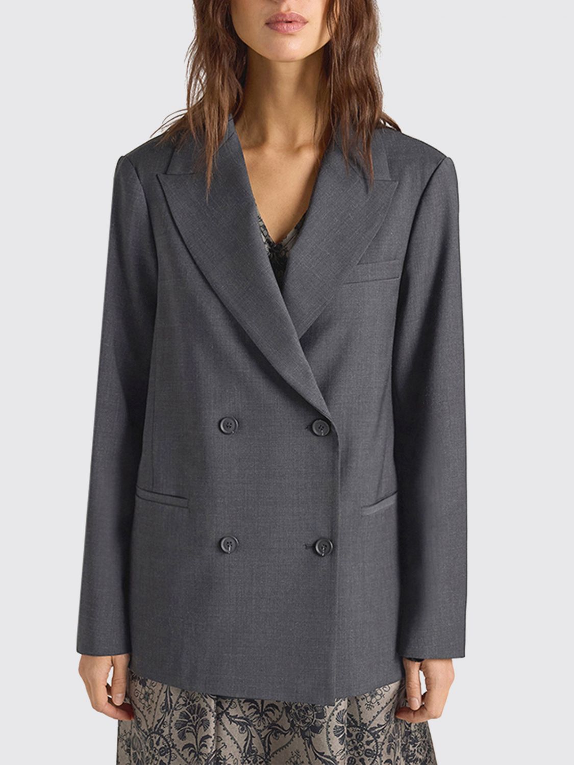 Momonì Double-Breasted Relaxed Fit Blazer in Wool Blend with Peak Lapels