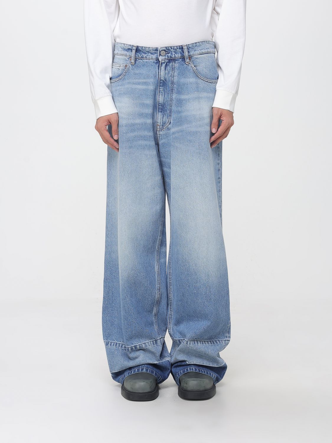 MM6 MAISON MARGIELA Jeans wide leg in denim di cotone con logo numerico posteriore