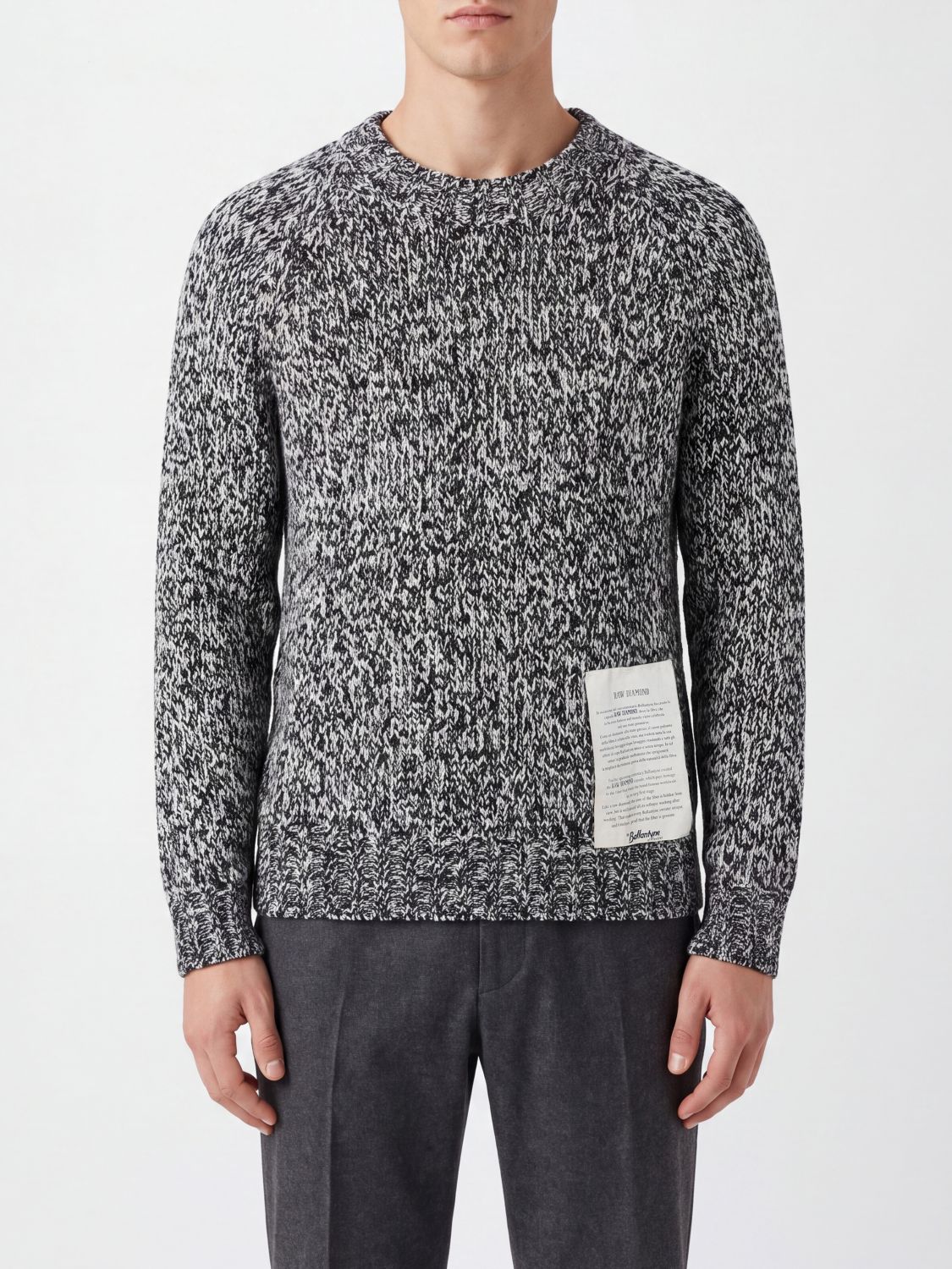 Ballantyne Raw Diamond Rundhalspullover aus Wollmischung mit besticktem Patch
