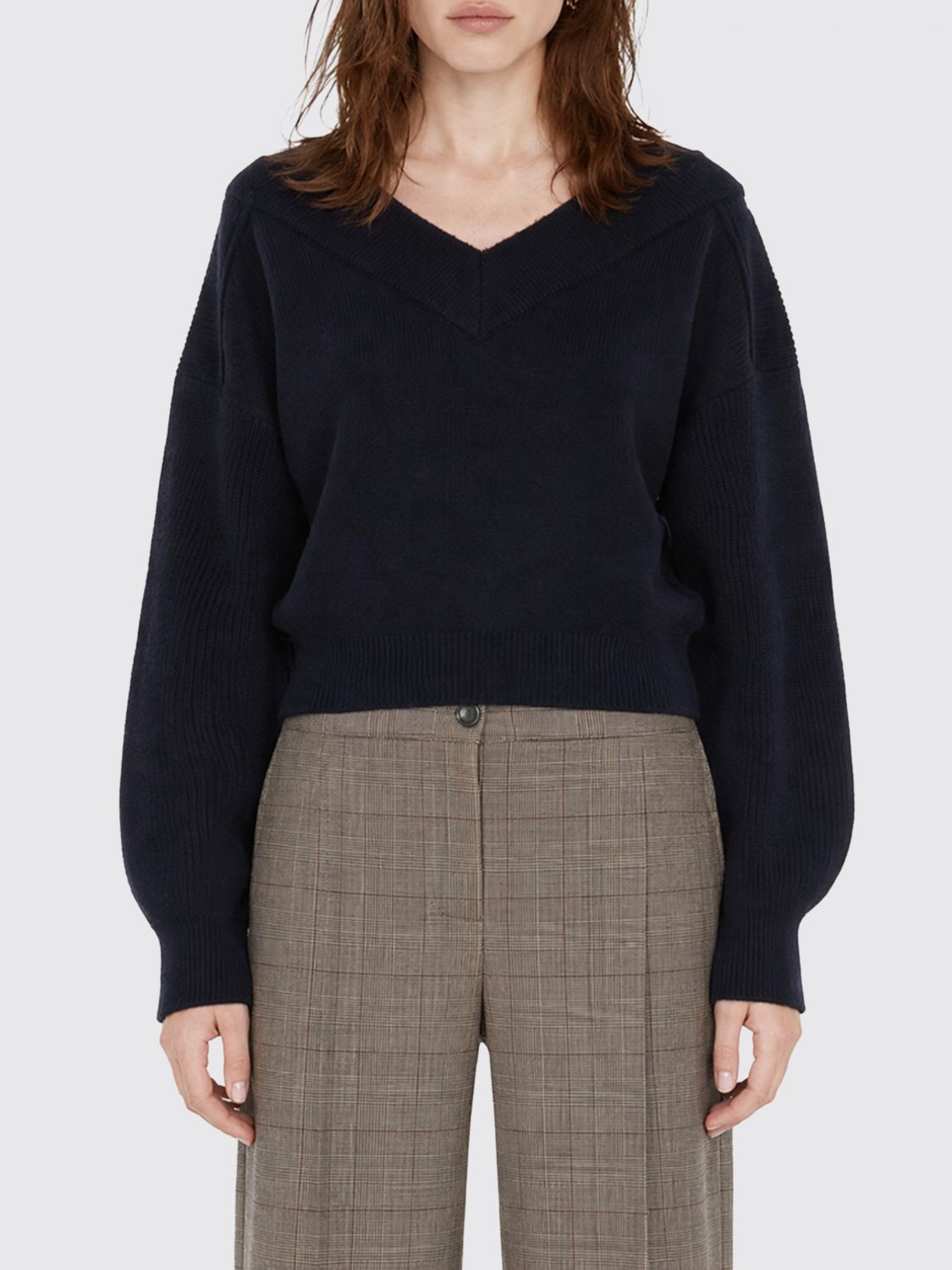 PINKO Pullover aus reiner Wolle von mit V-Ausschnitt und überschnittenen Schultern