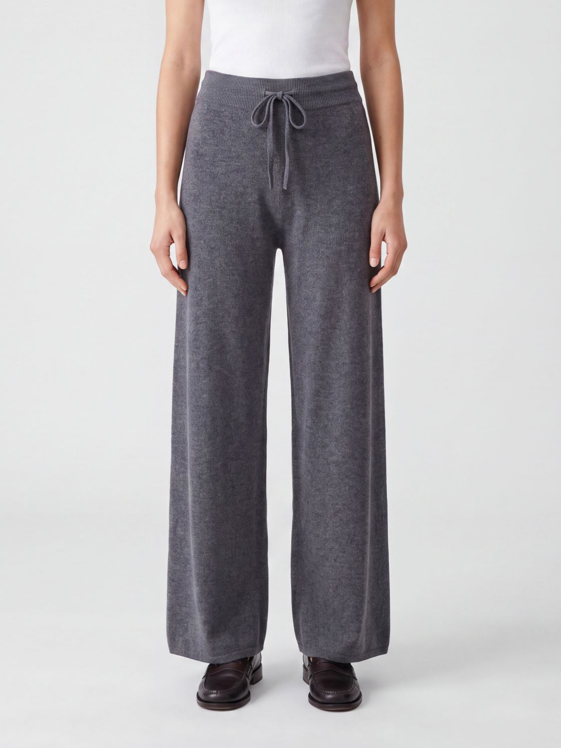 LISA YANG Pantaloni Donna colore Grigio