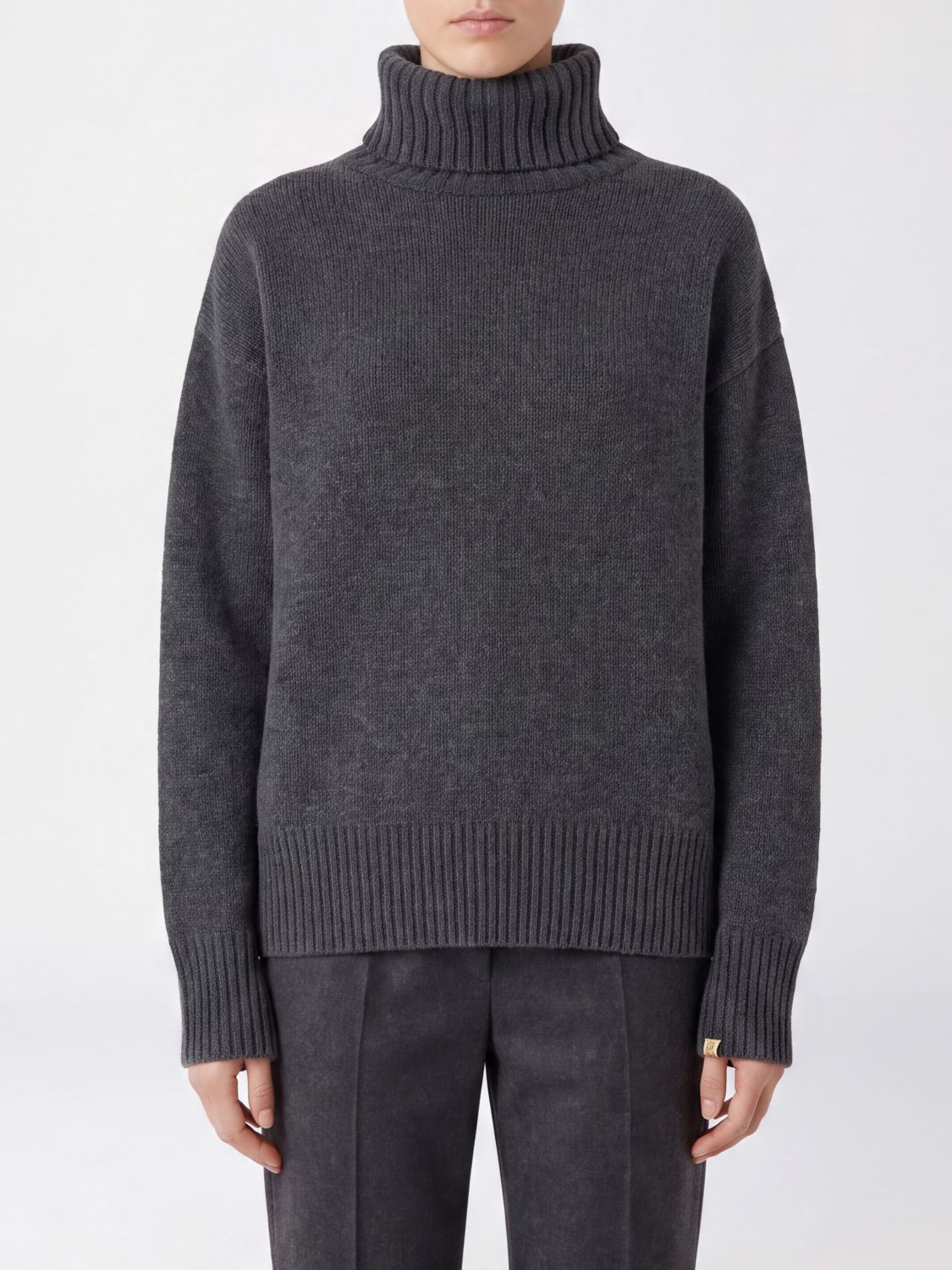EXTREME CASHMERE Dropped Shoulder Turtleneck Jumper in 100% Cashmere