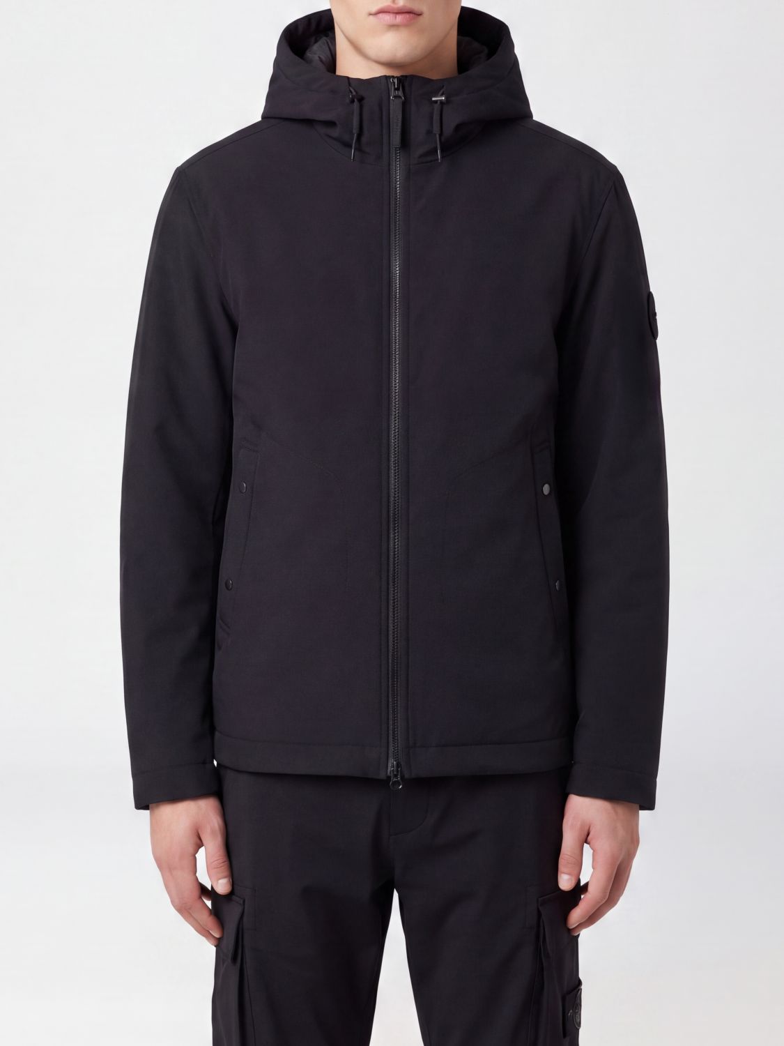 STONE ISLAND Kurze Windjacke aus technischem Gewebe mit Kapuze und Logo-Patch