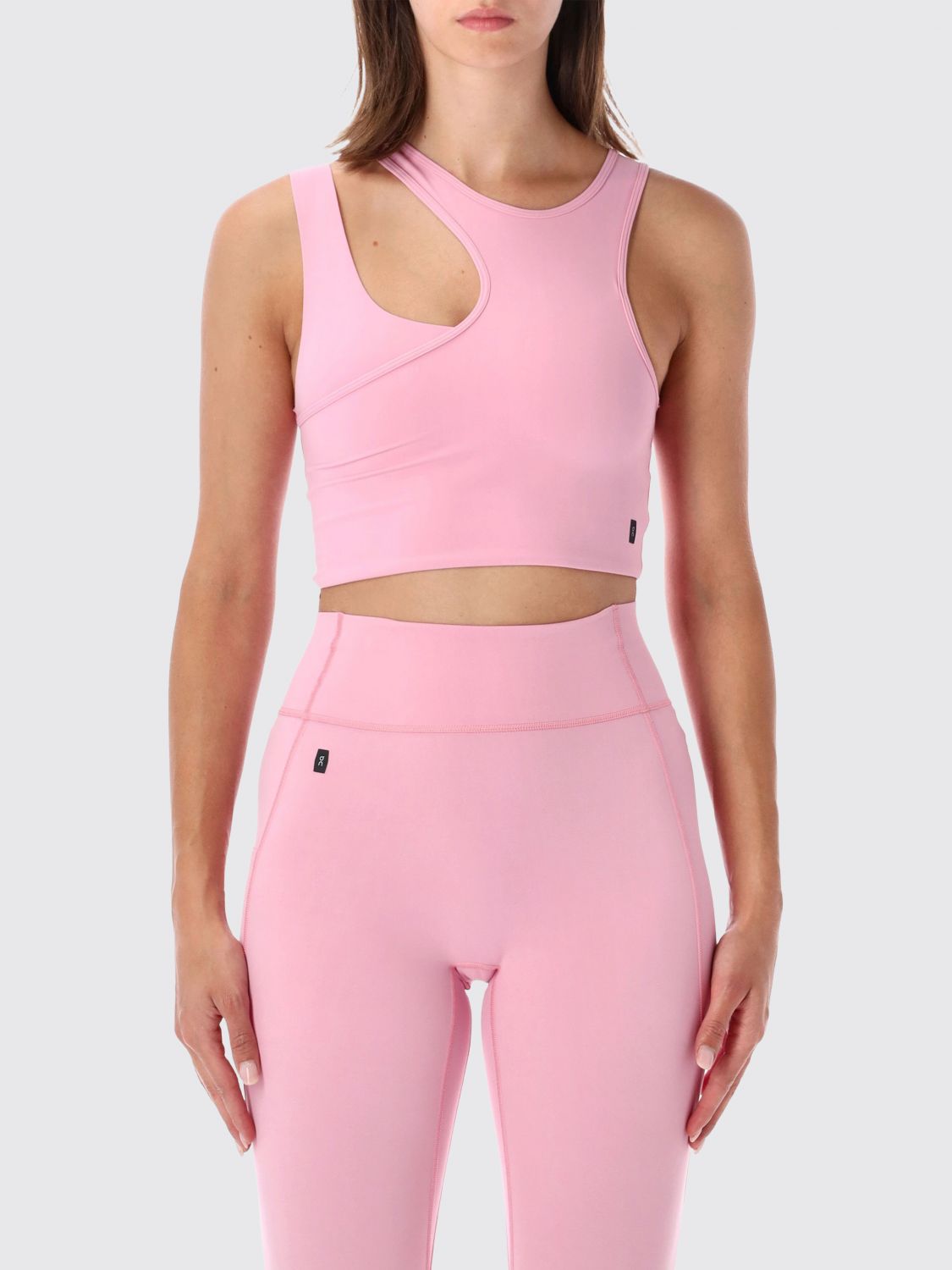 On Running Asymmetrical One-Shoulder Cropped Top with Cut-Out Detail
