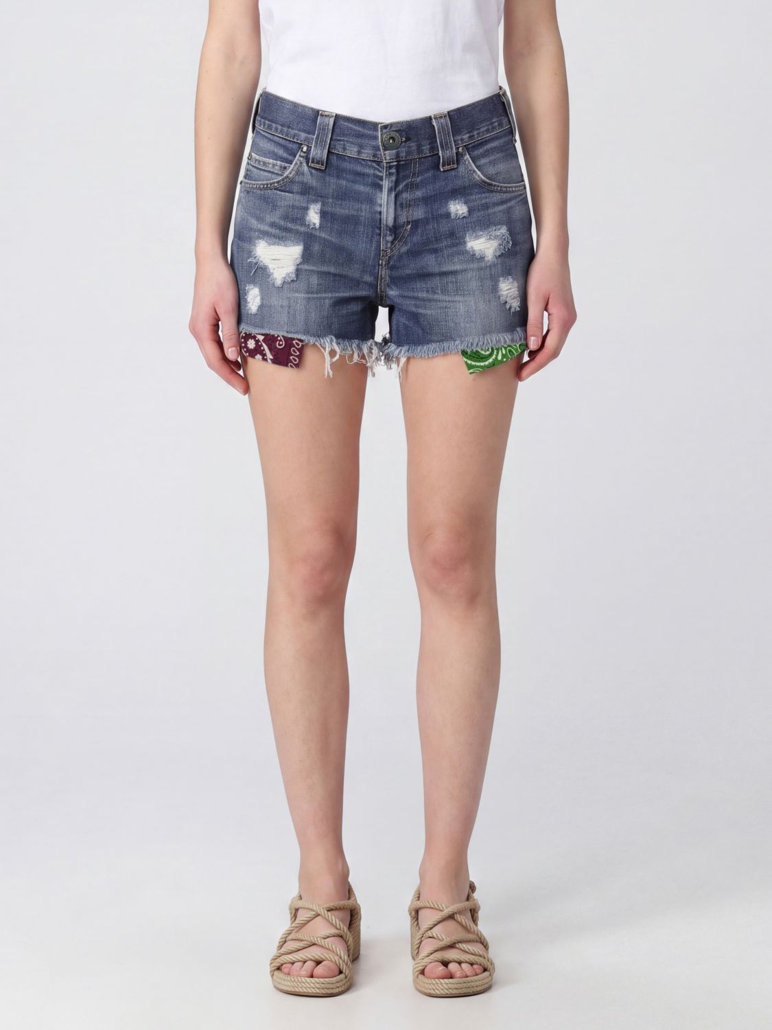 HTC LOS ANGELES Hoch taillierte Jeans-Shorts mit Nieten und ausgefranstem Saum