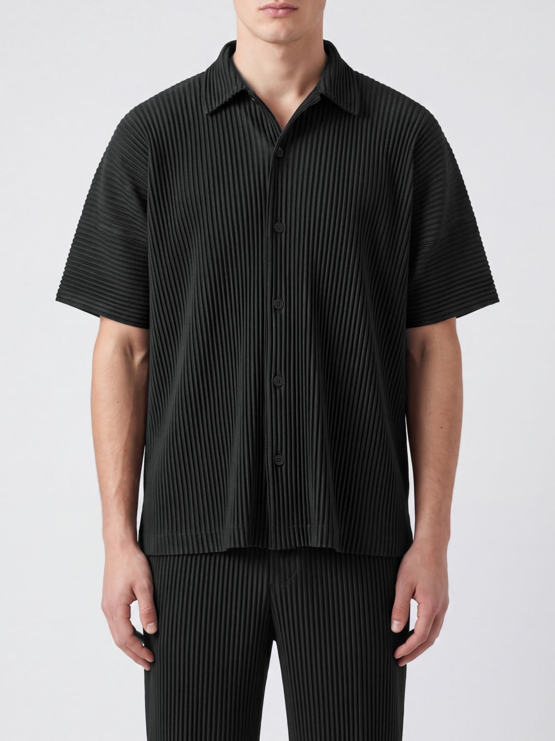 HOMME PLISSE' ISSEY MIYAKE Short-Sleeved Pleated Bowling Shirt Homme Plissé Issey Miyake with Cuban Collar