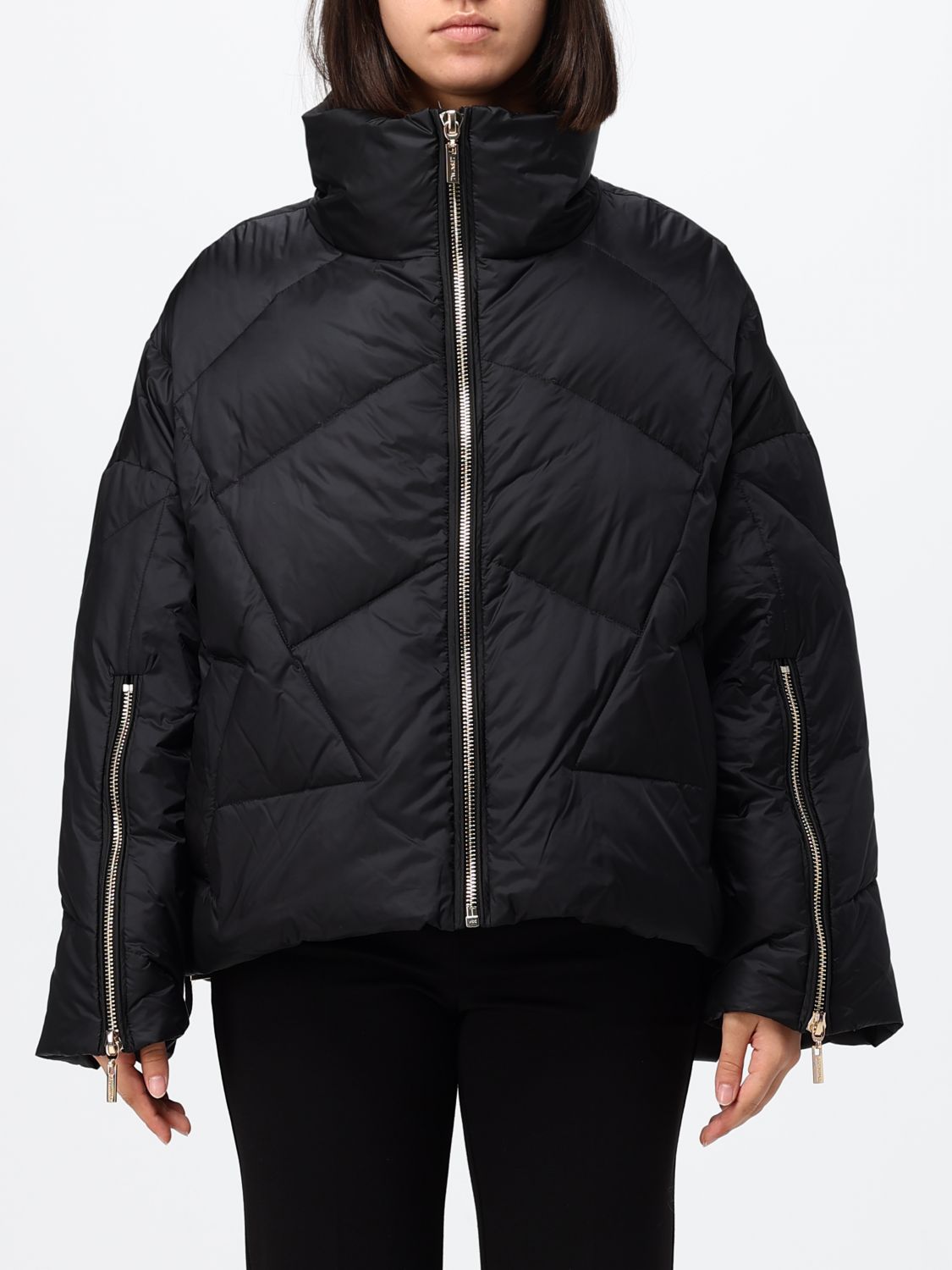 Twinset Piumino corto in nylon trapuntato con collo alto e chiusura a zip