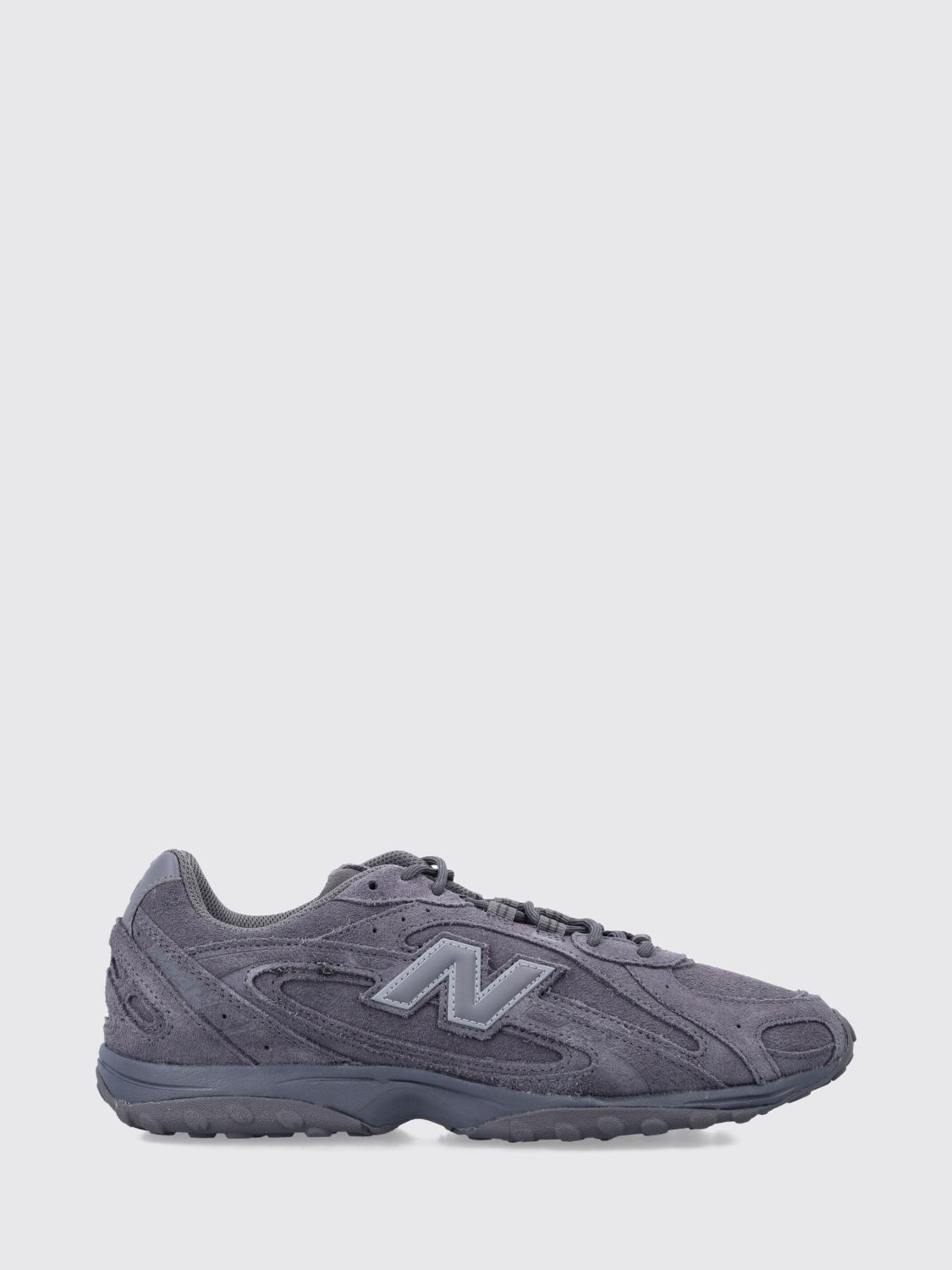 NEW BALANCE 204L Sneaker aus anthrazitfarbenem Veloursleder mit appliziertem Logo