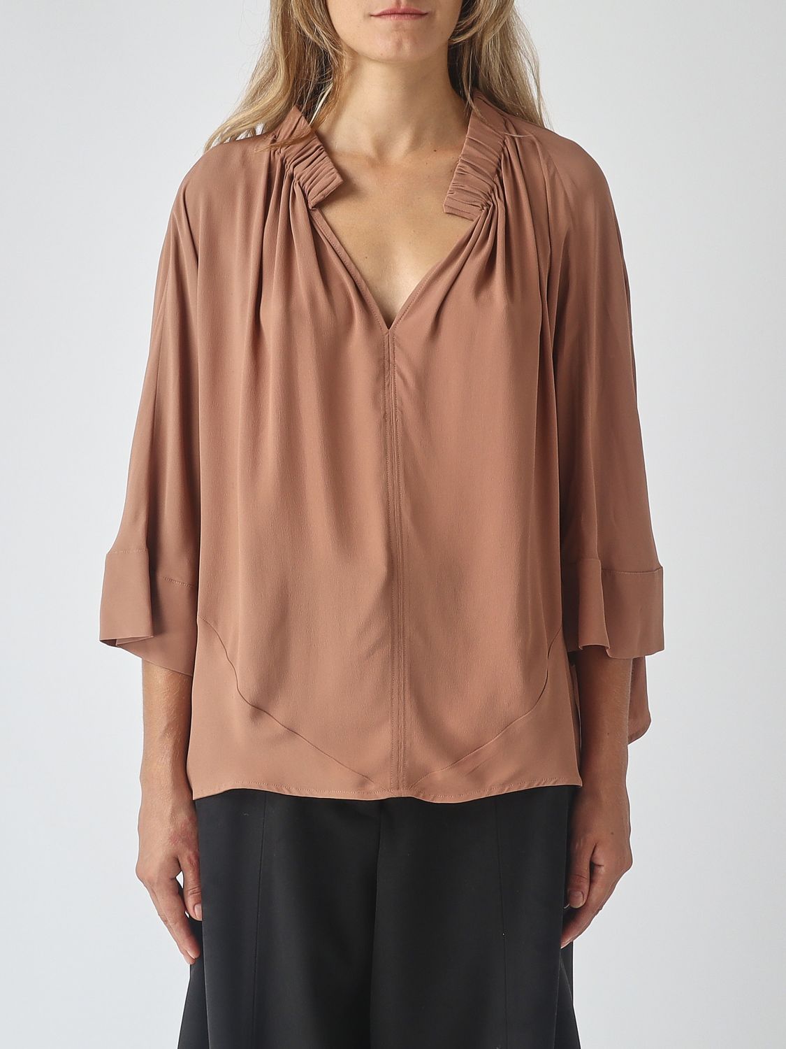 MEIMEIJ V-Neck Silk Blend Blouse with Long Sleeves and Dropped Shoulders MEIMEIJ V-Neck Silk Blend Blouse with Long Sleeves and Dropped Shoulders