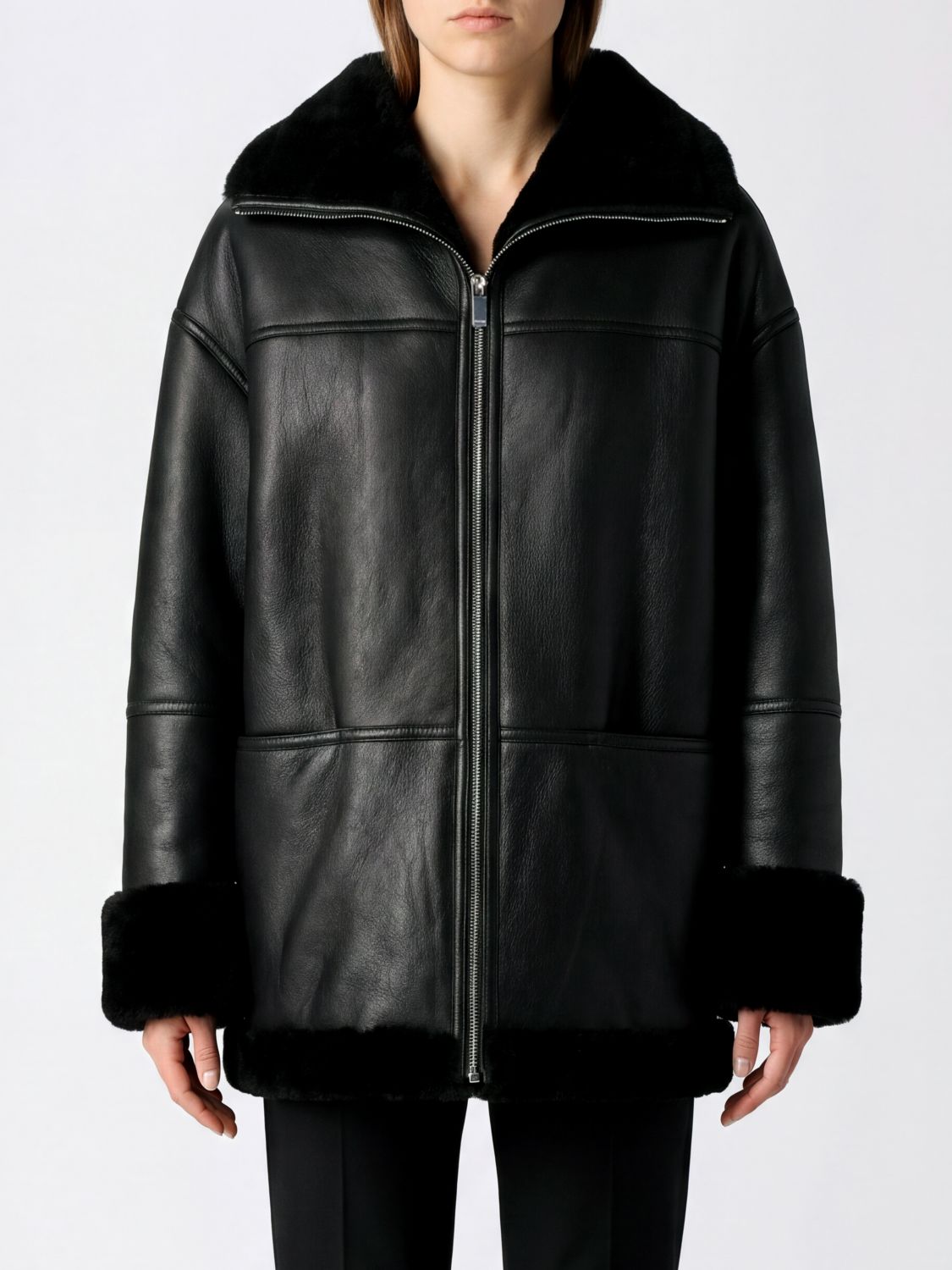 TOTEME Single-Breasted Shearling Jacket with Wide Collar and Zip Closure by
