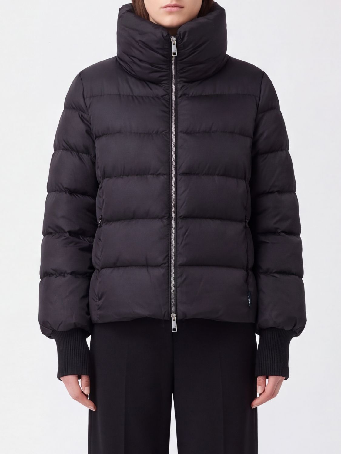 ADD Short Water-Repellent Nylon Puffer Jacket with High Neck and Elasticated Cuffs ADD Short Water-Repellent Nylon Puffer Jacket with High Neck and Elasticated Cuffs