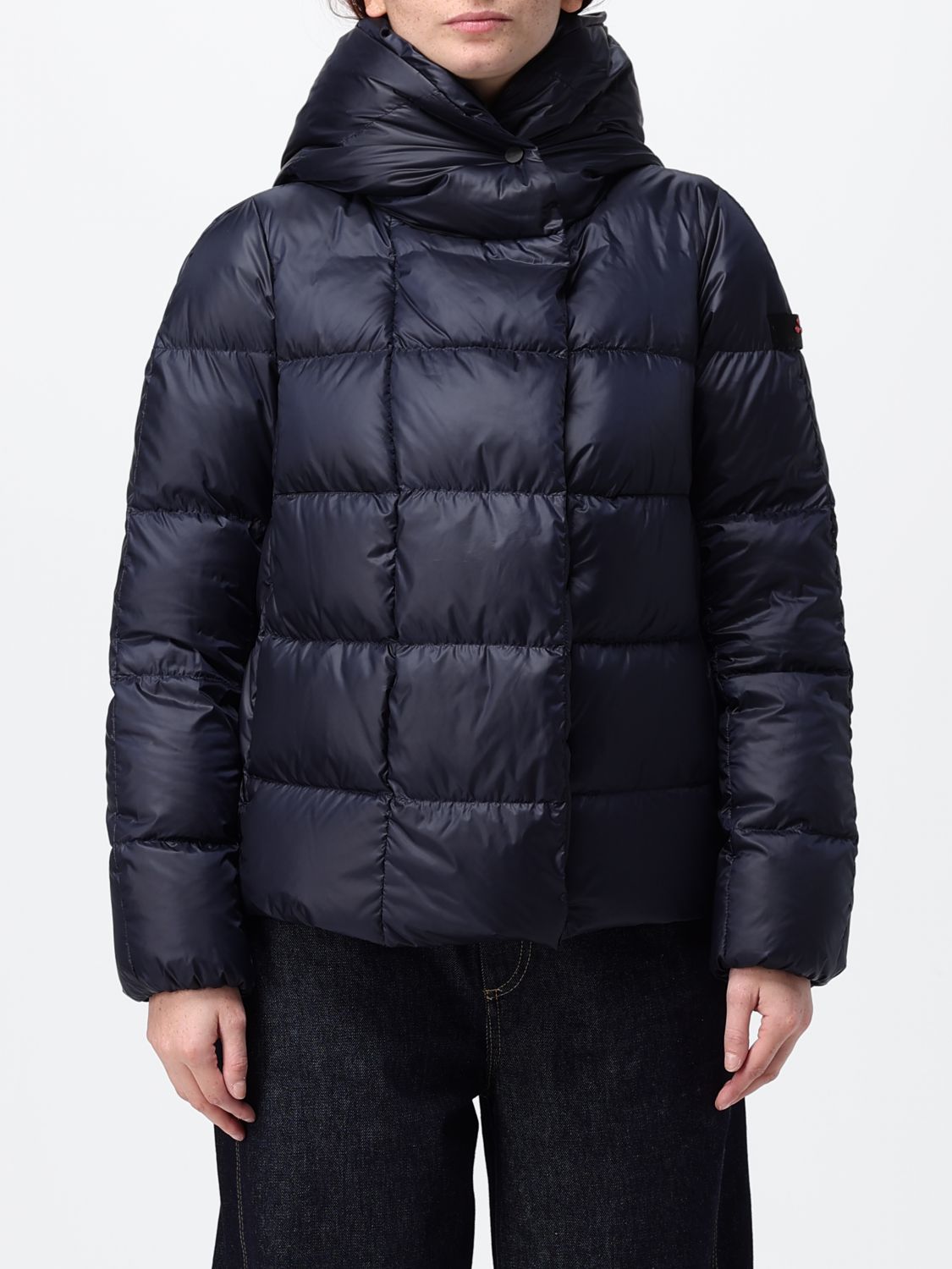 PEUTEREY Short Quilted Nylon Puffer Jacket with a hood and water-repellent finish PEUTEREY Short Quilted Nylon Puffer Jacket with a hood and water-repellent finish