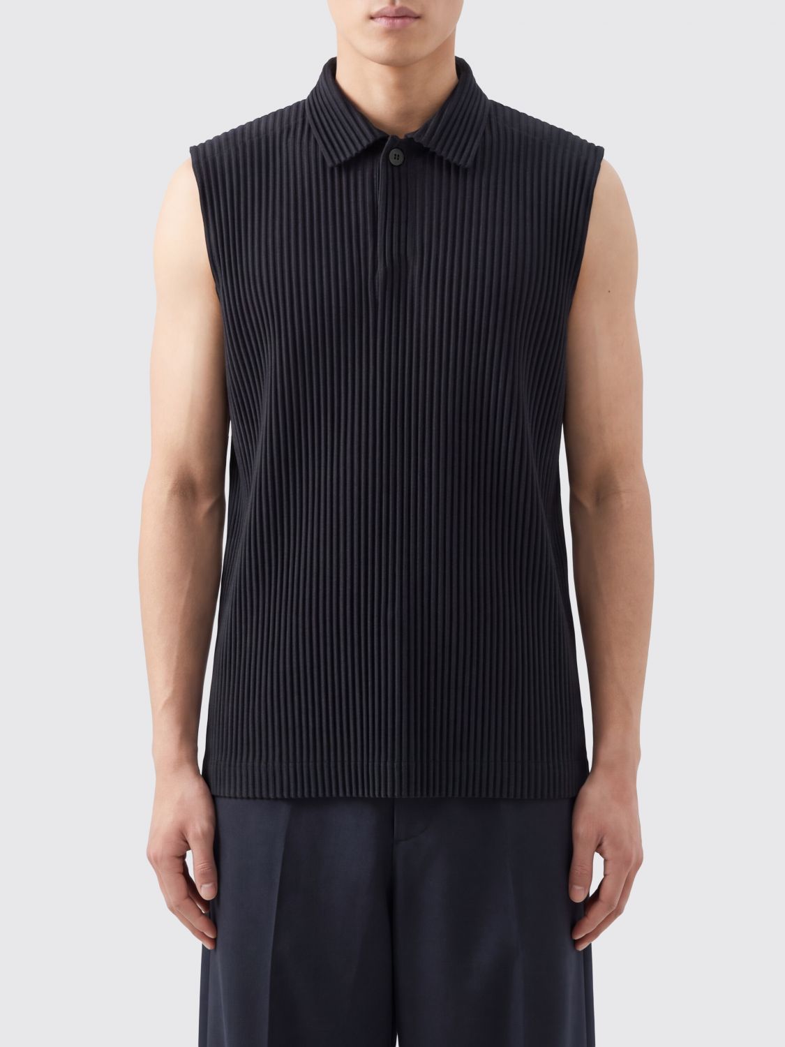 HOMME PLISSE' ISSEY MIYAKE Pleated Crêpe Sleeveless Top Homme Plissé Issey Miyake with Collar