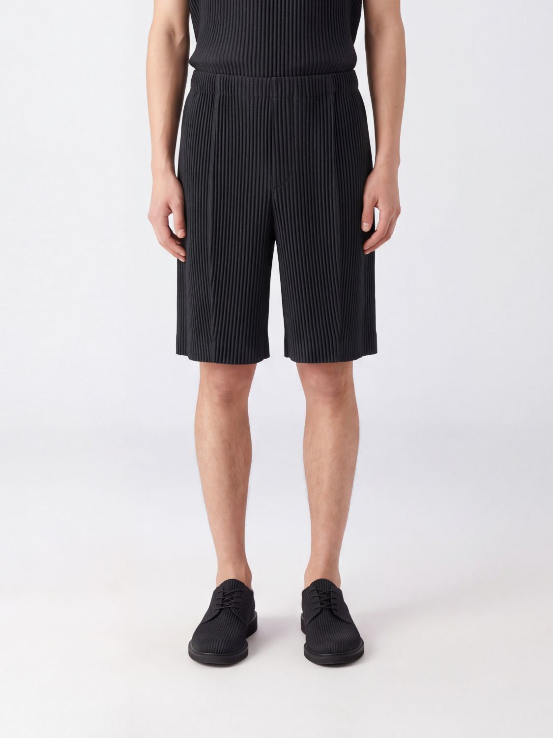 HOMME PLISSE' ISSEY MIYAKE Shorts plissettati Homme Plissé Issey Miyake in crêpe con vita elasticizzata