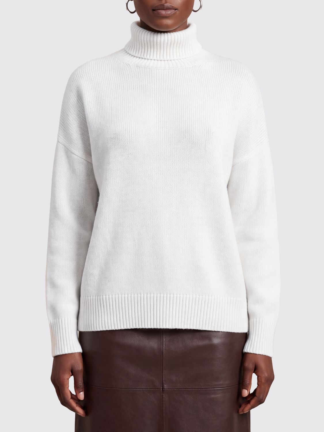 Mrz Sweater Woman In White
