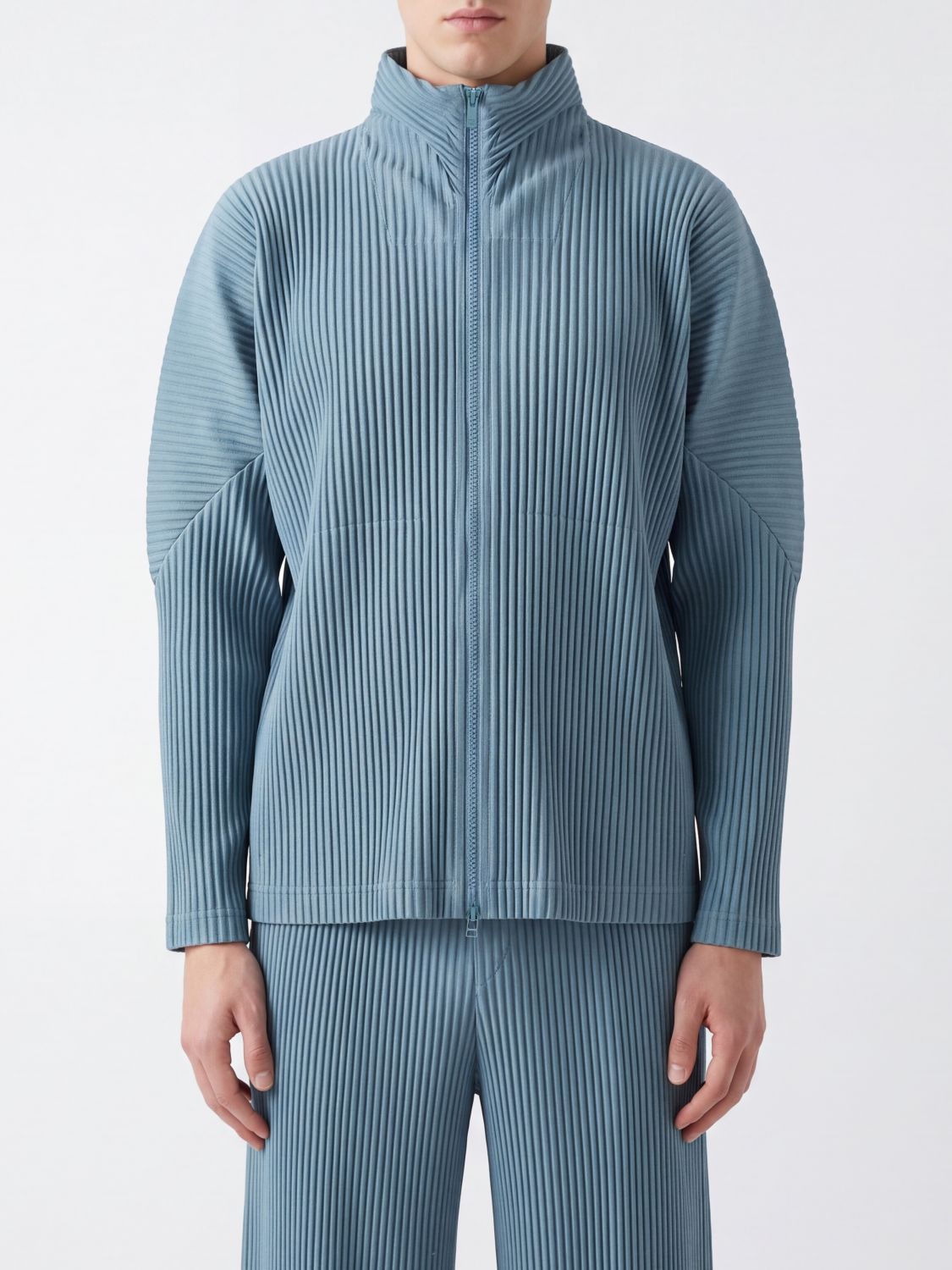 HOMME PLISSE' ISSEY MIYAKE Sweater Men color Navy