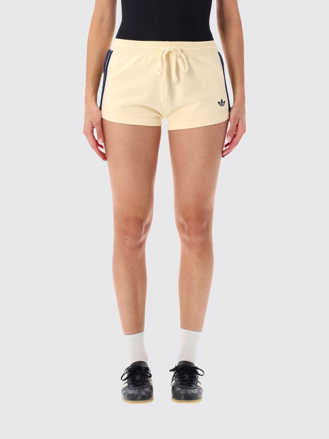 ADIDAS ORIGINALS Pantaloncini Donna colore Crema
