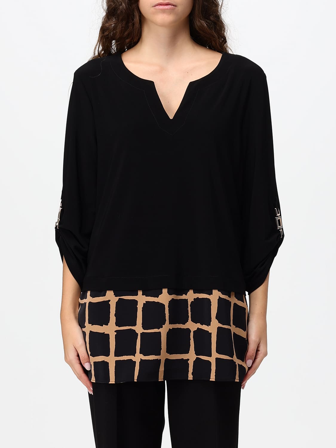 JOSEPH RIBKOFF Checkered Silk Blouse with V-Neck and Dropped Shoulders JOSEPH RIBKOFF Checkered Silk Blouse with V-Neck and Dropped Shoulders