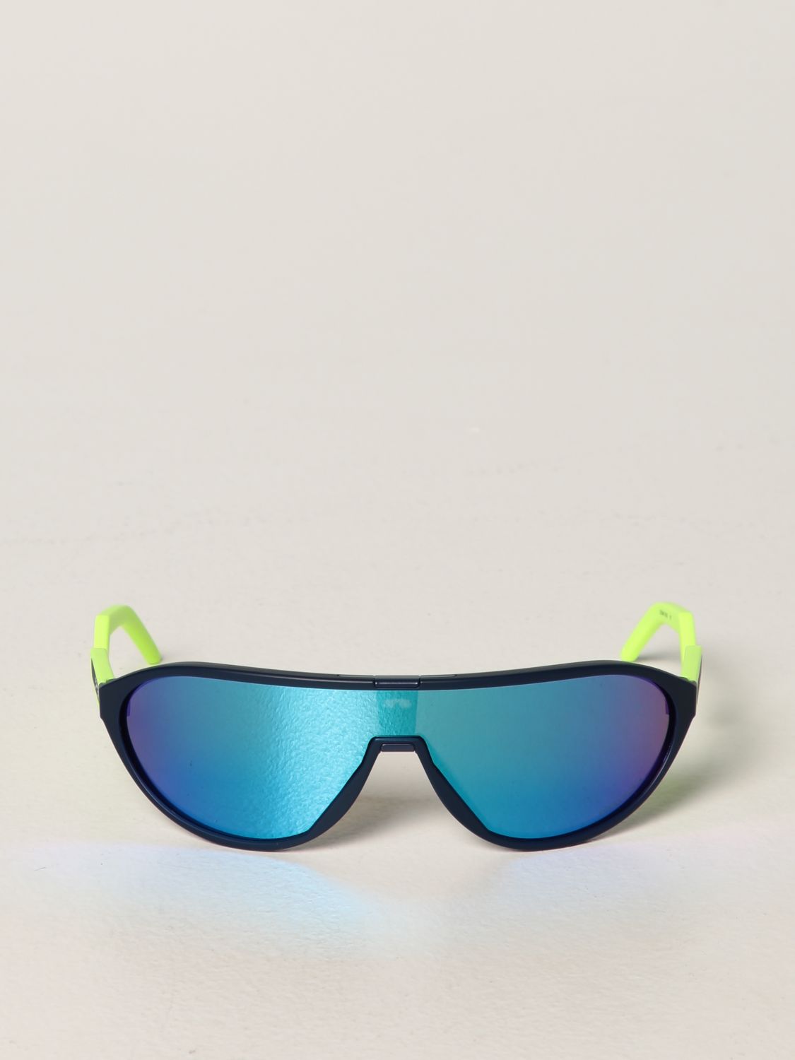 OAKLEY: sunglasses for man - Blue | Oakley sunglasses CMDN 9467 online on  