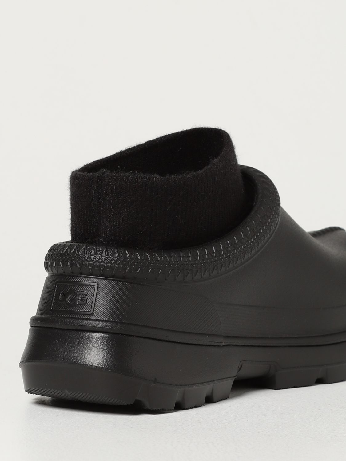 Полусапоги Ugg Australia: Обувь без каблука Женское Ugg Australia черный 3