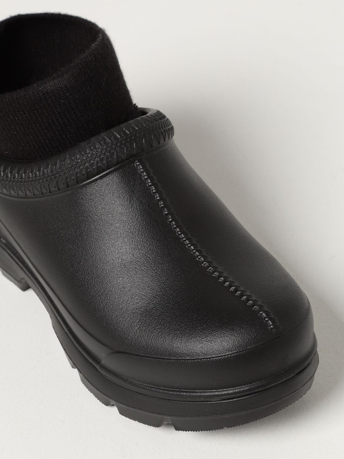 Полусапоги Ugg Australia: Обувь без каблука Женское Ugg Australia черный 4