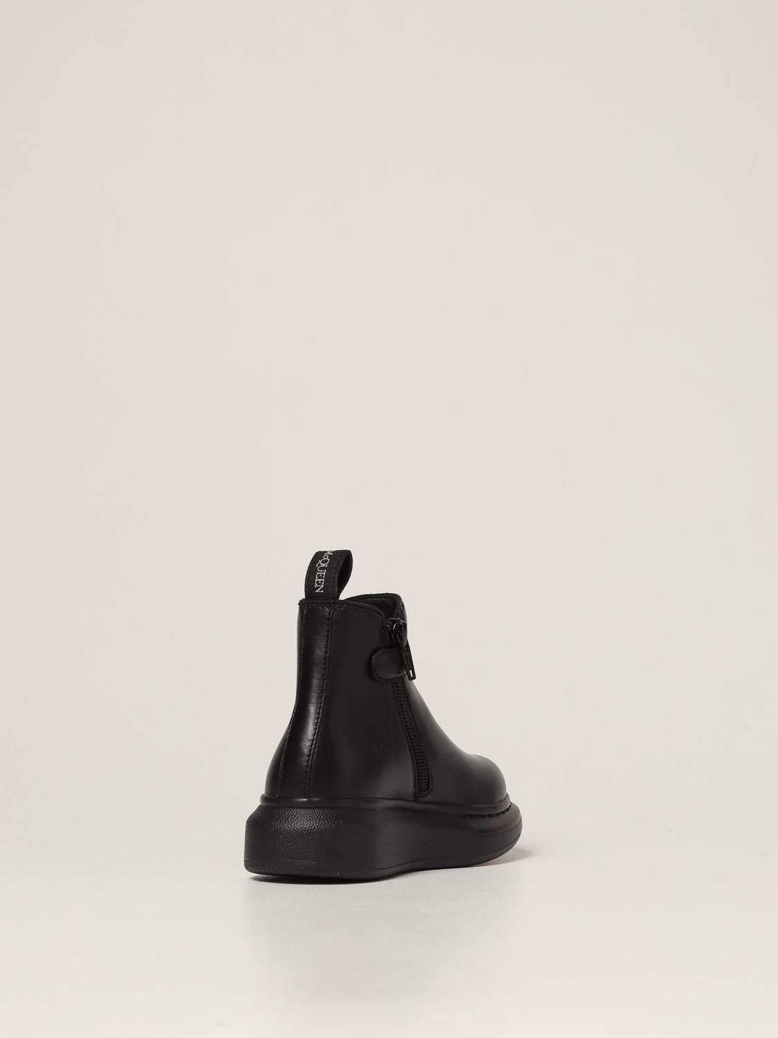 Stivaletti Alexander McQueen tread slick 635714WHZ616838 beige | FRMODA.com