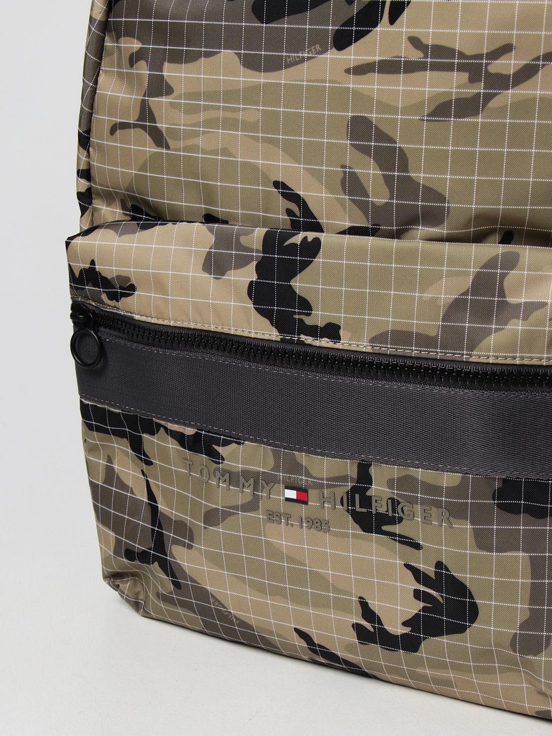 Zaino Tommy Hilfiger: Zaino Tommy Hilfiger con stampa camouflage cammello 3
