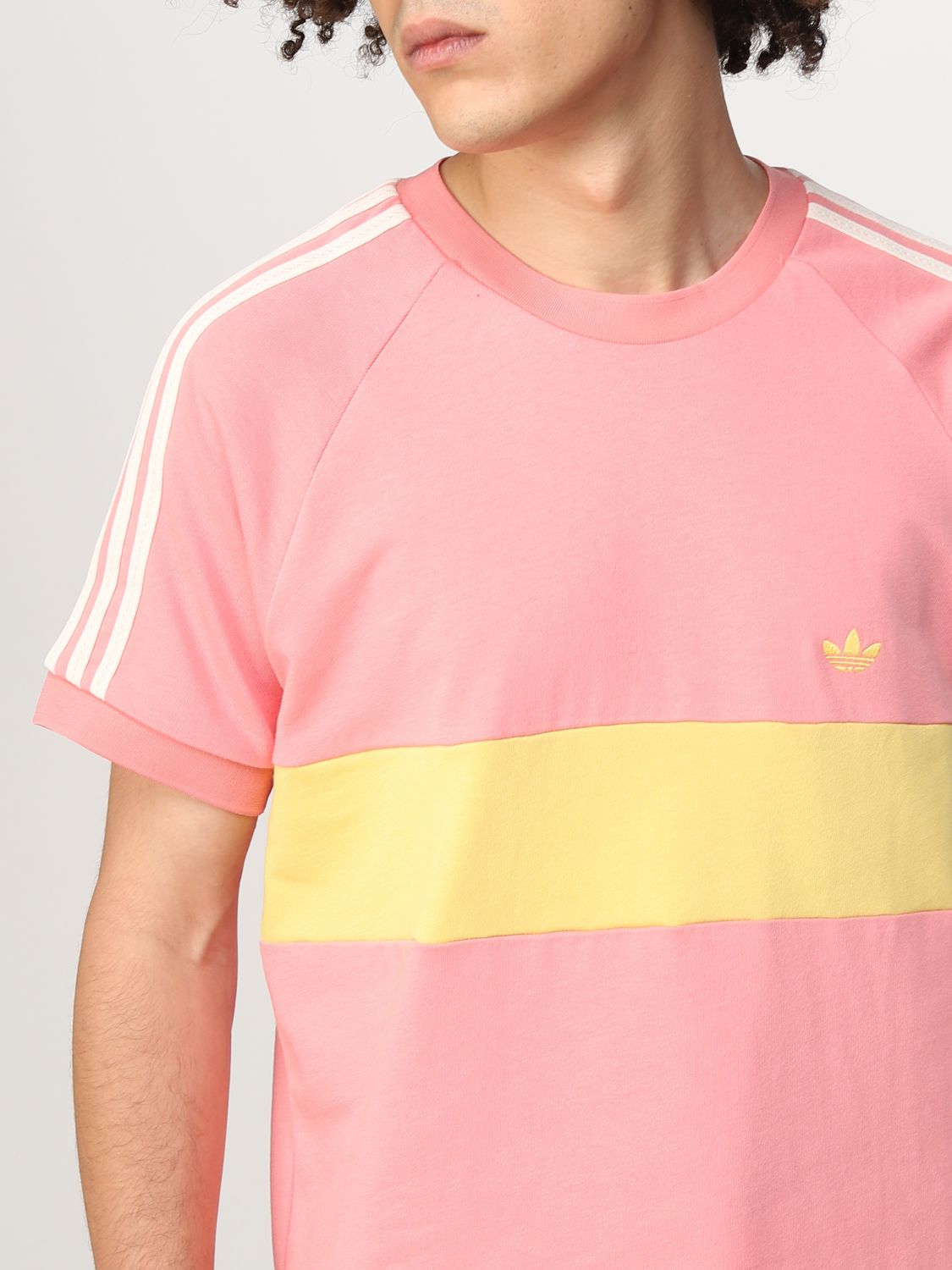 ADIDAS ORIGINALS: Camiseta para hombre, Rosa | Adidas Originals HL8746 línea en GIGLIO.COM