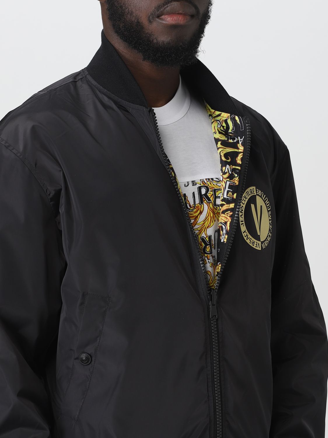 verdrievoudigen bouwer staart VERSACE JEANS COUTURE: jacket for man - Black | Versace Jeans Couture jacket  74GASD17CQS51 online on GIGLIO.COM