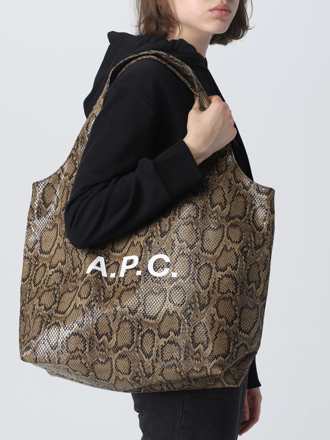 A.P.C.: tote bags for woman - Beige  A.p.c. tote bags PLAABF61586 online  at