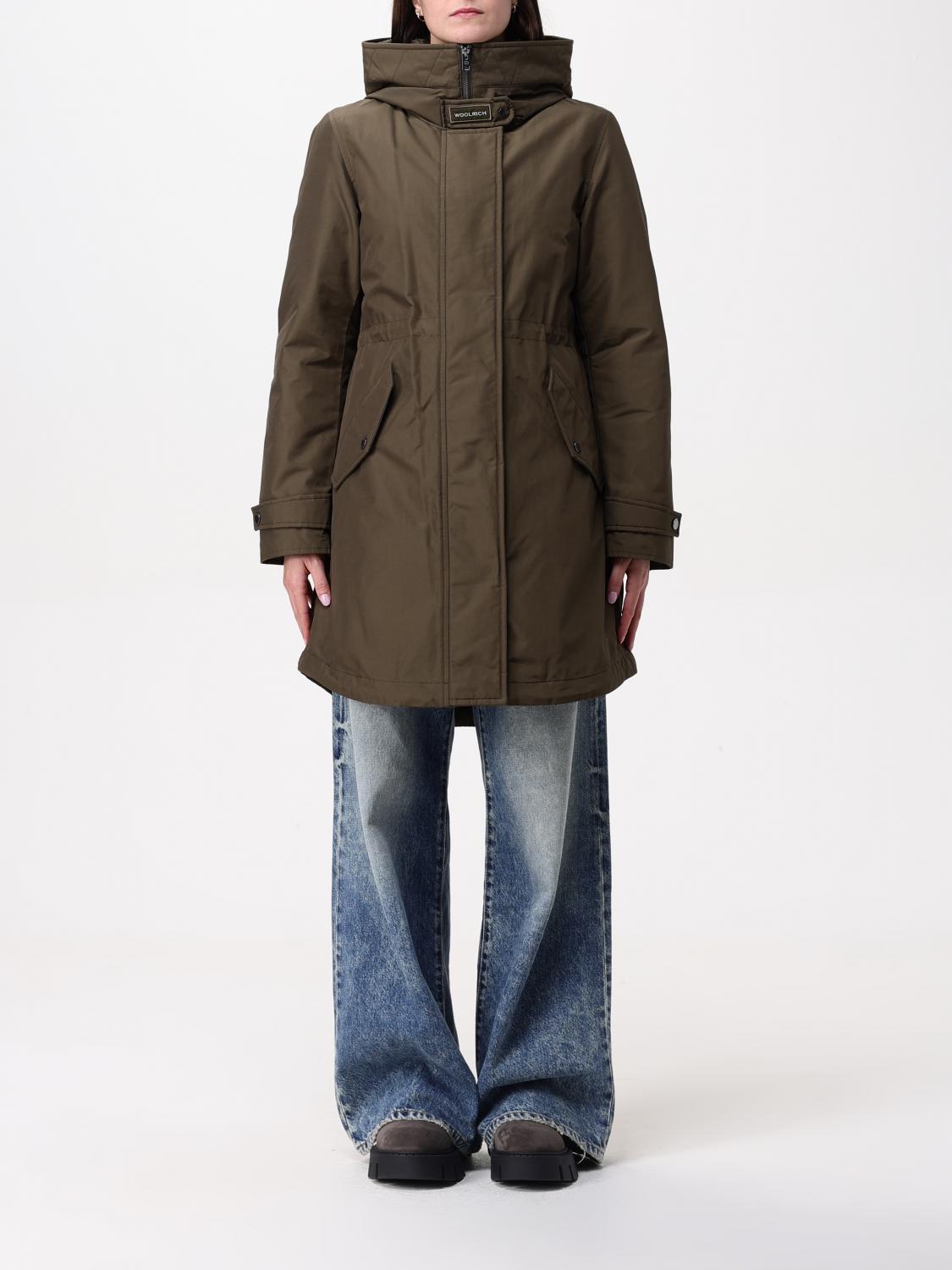 Woolrich Long-sleeved Down Jacket In Grün