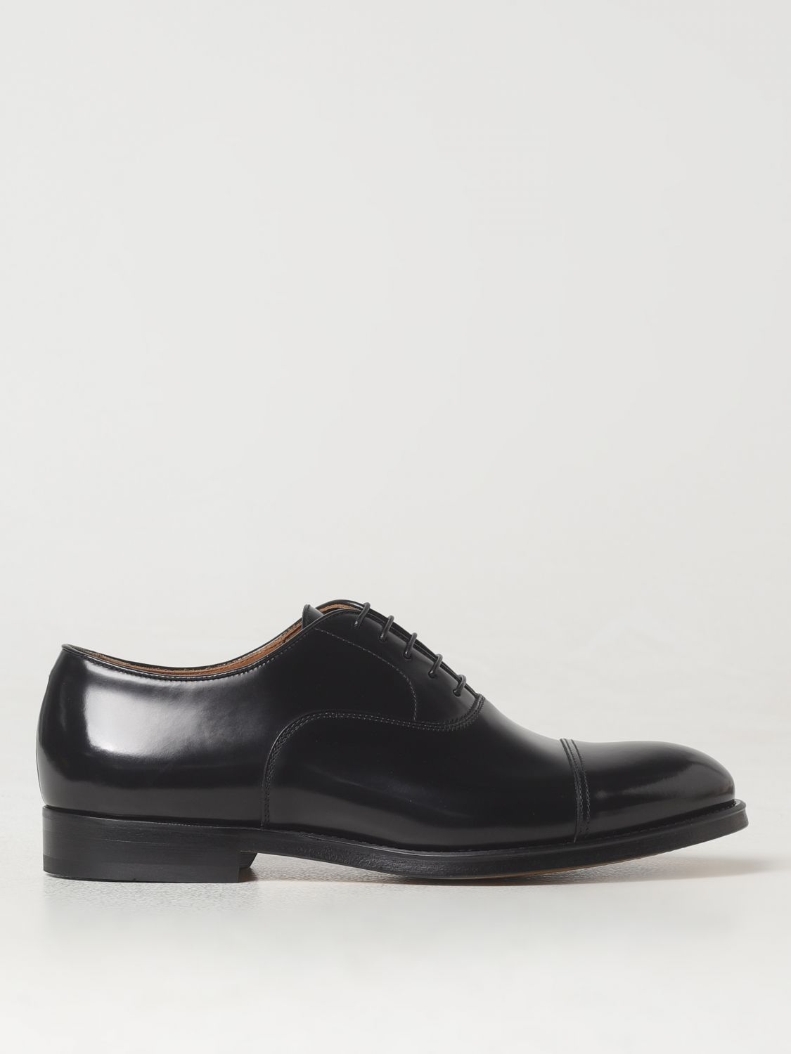 Doucal's Brogue Shoes  Men Color Black In 黑色