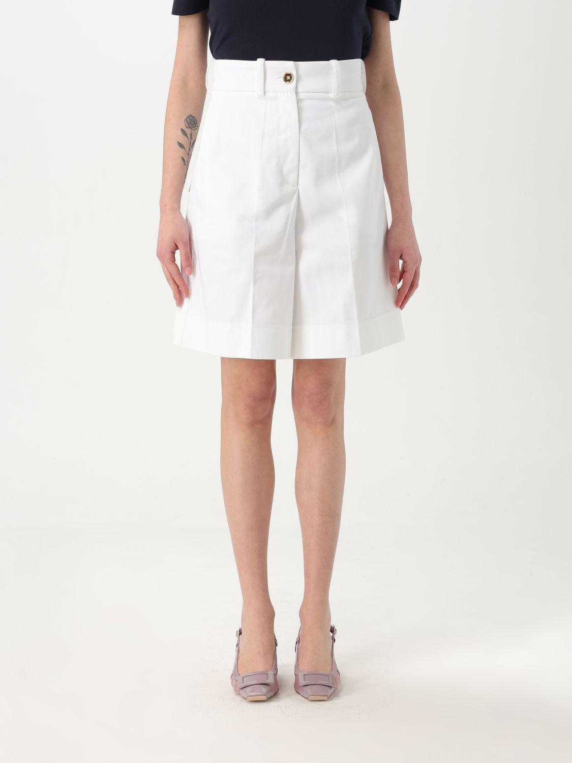 Patou Front Pleated High Waist Shorts With Pockets In White