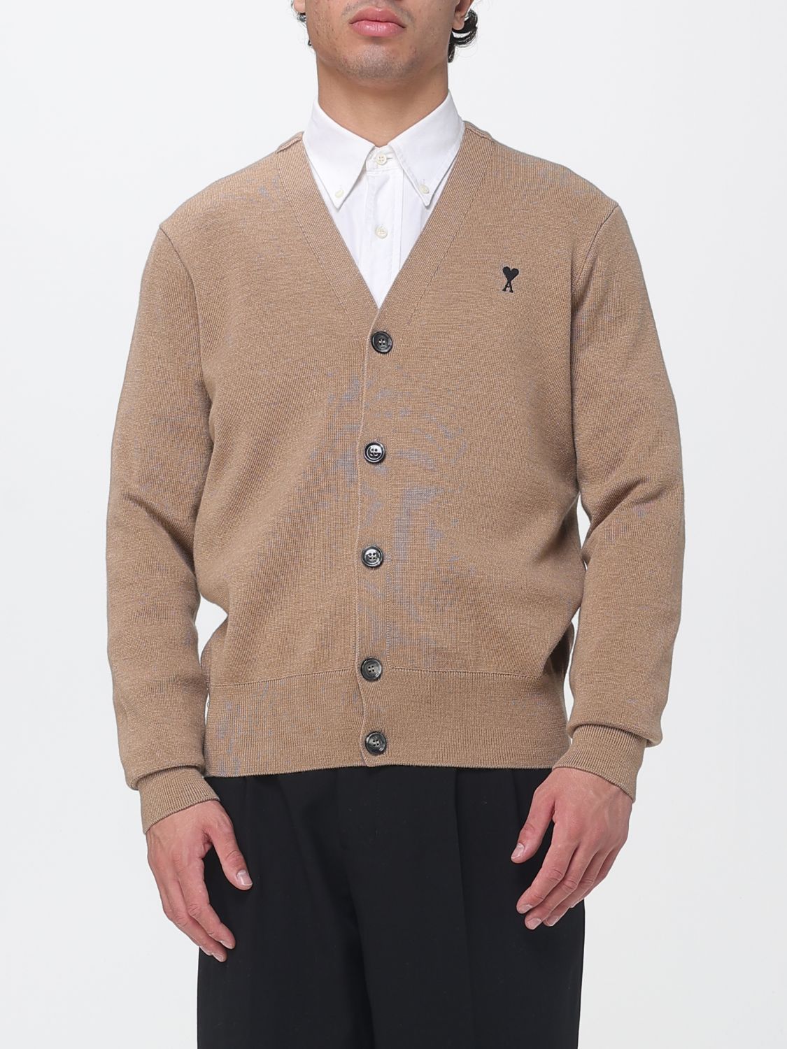 AMI PARIS Cardigan in lana con scollo a V e logo ricamato a contrasto