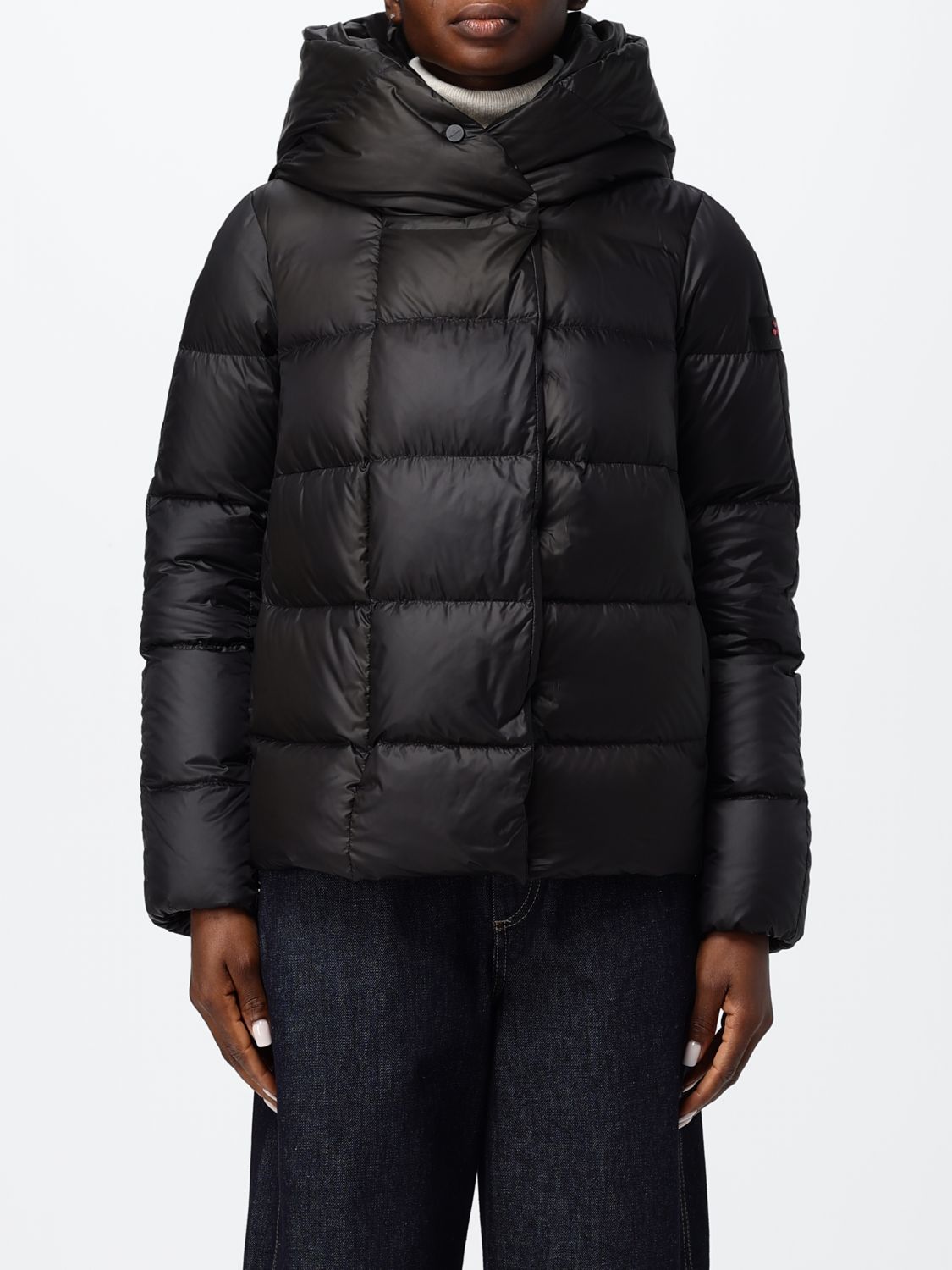 PEUTEREY Short Quilted Nylon Puffer Jacket with a hood and water-repellent finish PEUTEREY Short Quilted Nylon Puffer Jacket with a hood and water-repellent finish